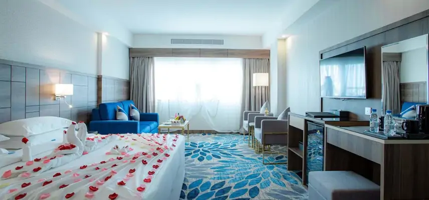Season Star Hotel image